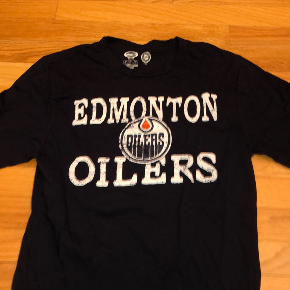 Edmonton oilers tee